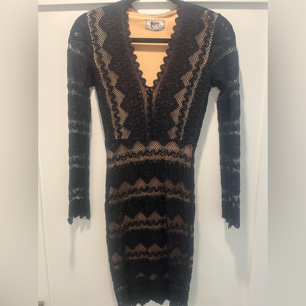 Nightcap by Carisa Rene black lace mini bodycon dress, size 1 (XS)